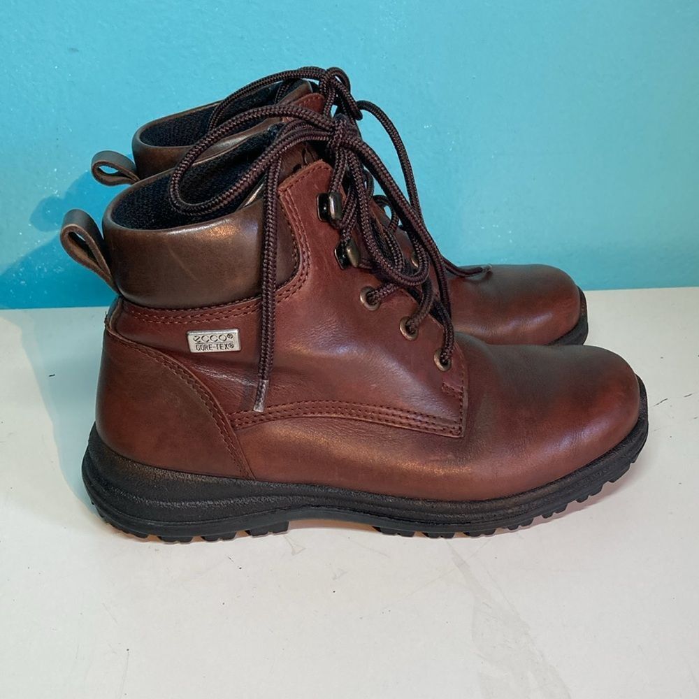 Ecco Womens Brown Leather Gore Tex Boots Size 36 US 5.5 Laced Vintage Waterproof